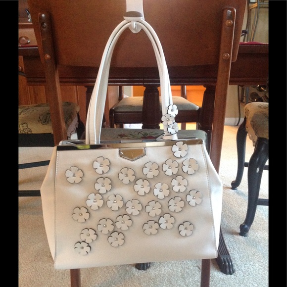 Vera Wang Handbags - White Vera  Wang new with tags purse